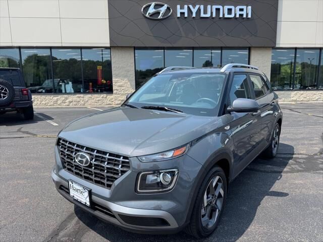 2026 Hyundai VENUE SEL — photo 1 of 13