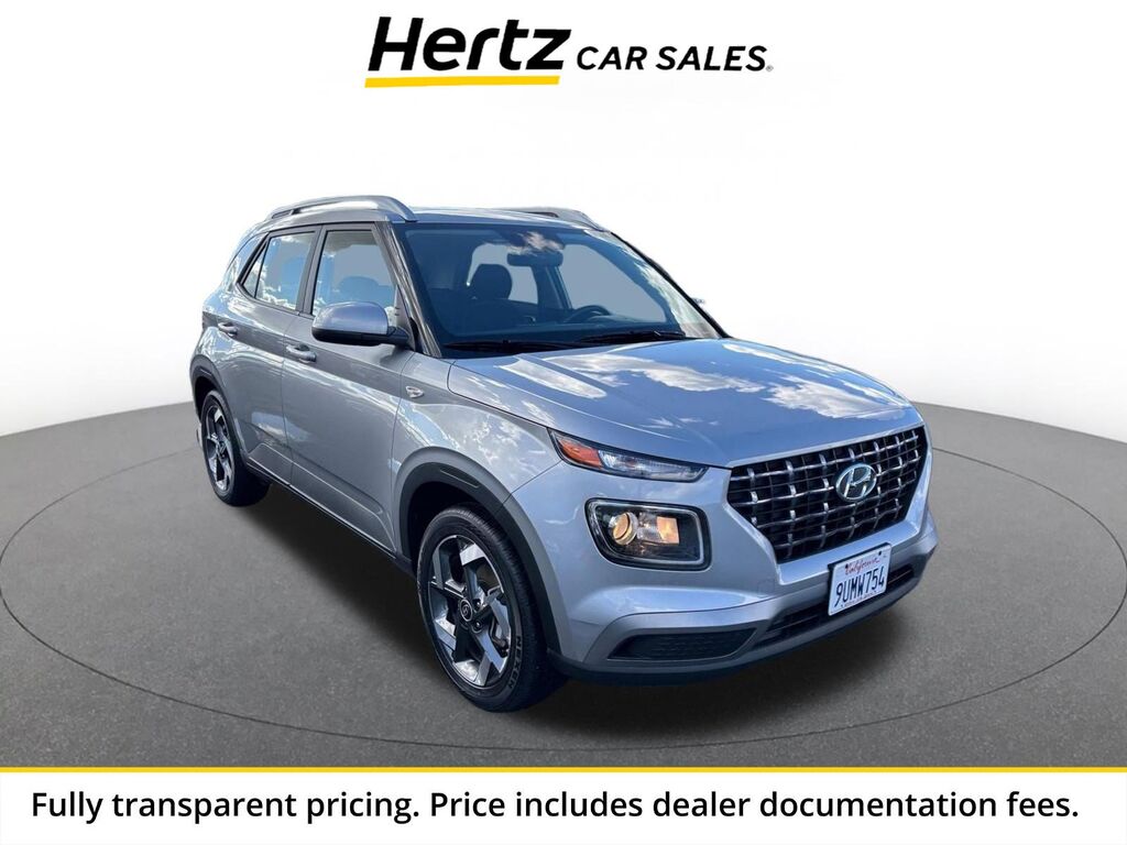 2025 Hyundai Venue SEL — photo 1 of 13