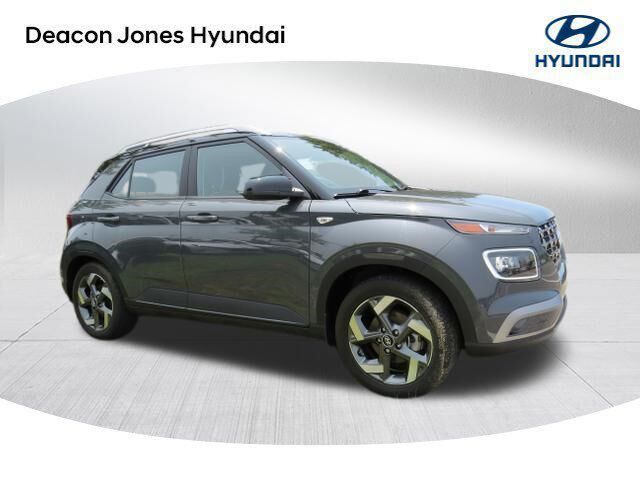 2023 Hyundai VENUE Limited — photo 1 of 8