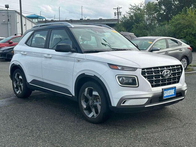 2023 Hyundai VENUE Limited