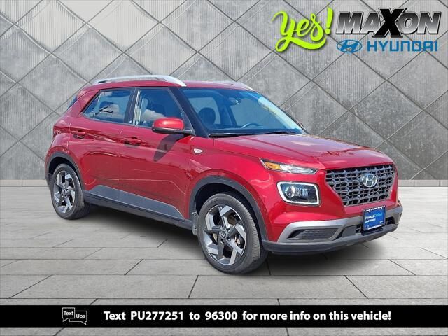 2023 Hyundai VENUE Limited — photo 1 of 13