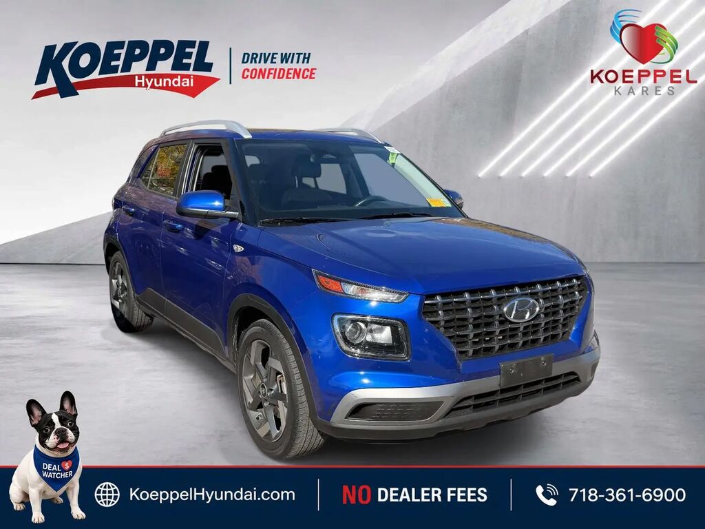 2024 Hyundai VENUE SEL — photo 1 of 13
