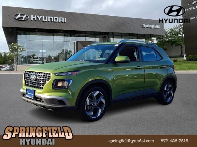 2024 Hyundai VENUE SEL