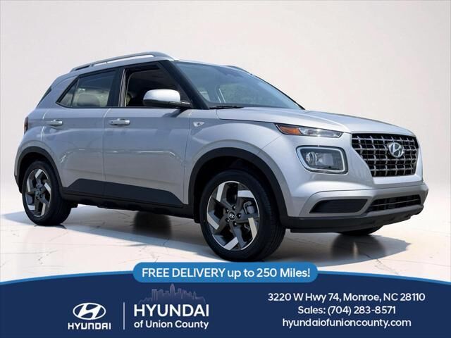 2026 Hyundai VENUE SEL — photo 1 of 13