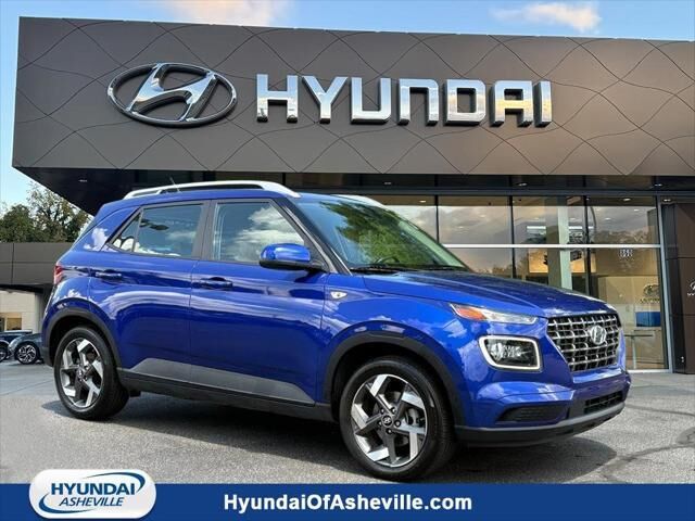 2023 Hyundai VENUE Limited — photo 1 of 1