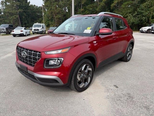 2025 Hyundai VENUE SEL