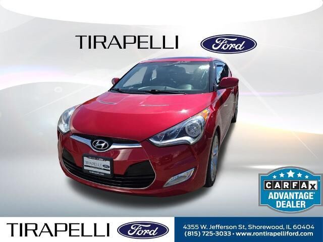 2015 Hyundai VELOSTER Base — photo 1 of 13