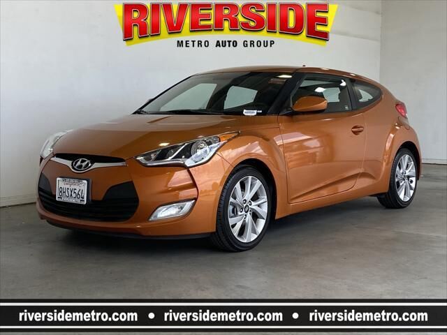 2017 Hyundai VELOSTER Value Edition — photo 1 of 13