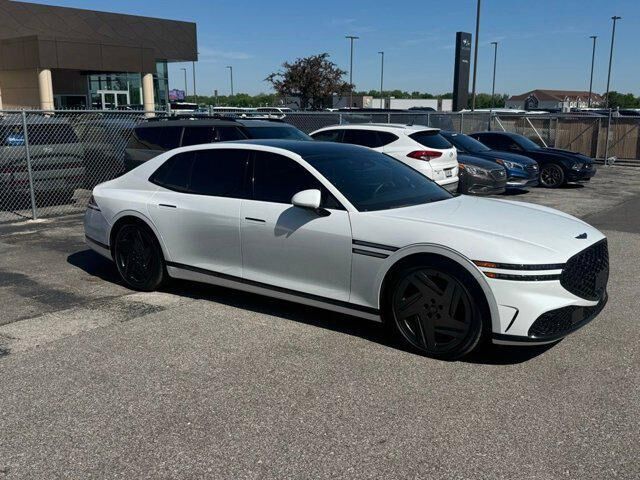2026 Genesis G90 3.5T e-Supercharger Black — photo 1 of 3