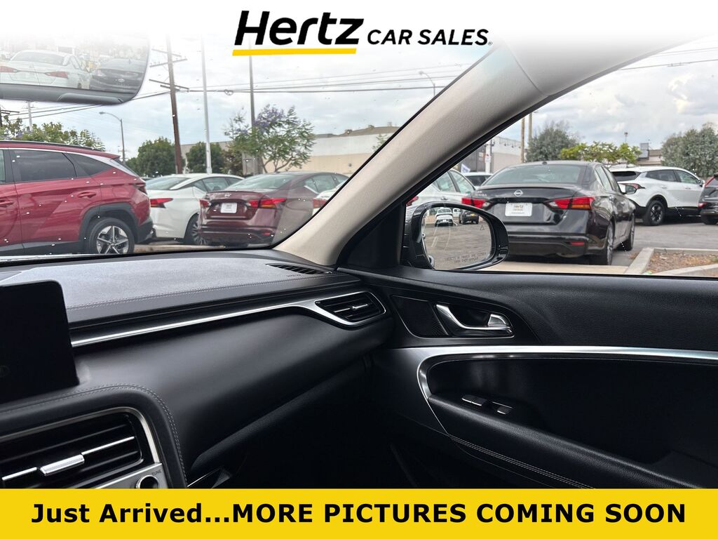2026 Genesis G70 2.5T — photo 1 of 26