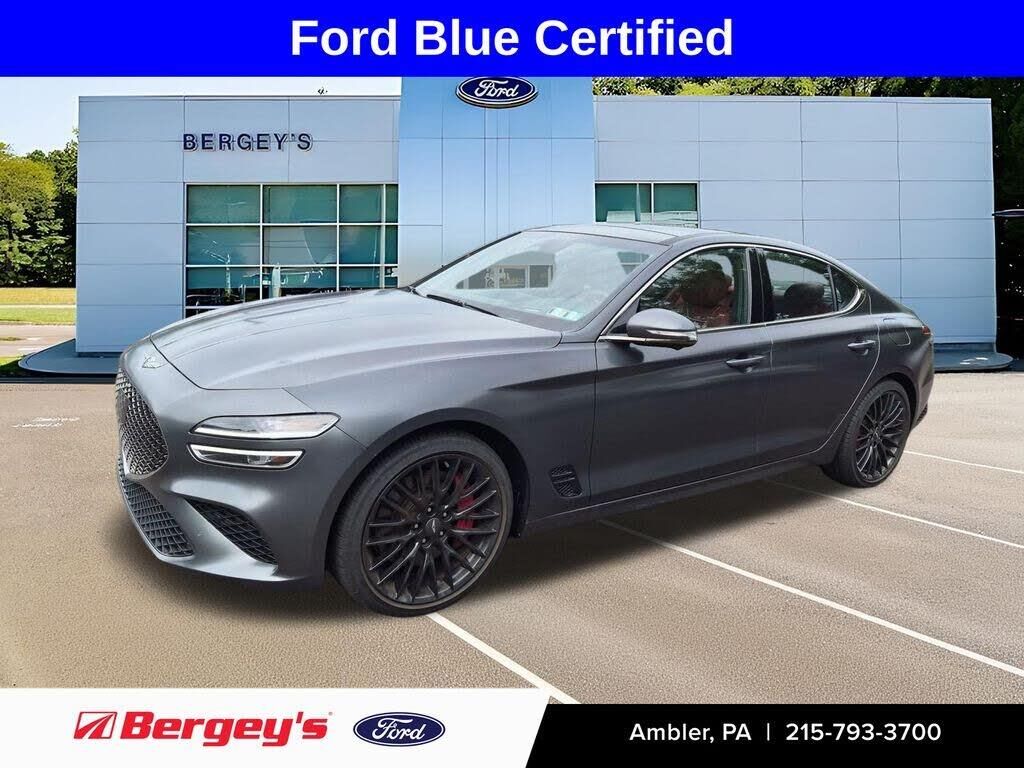 2022 Genesis G70 3.3T Launch Edition — photo 1 of 4