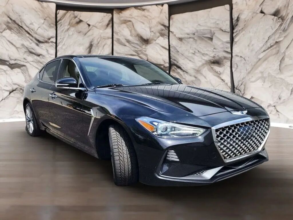 2021 Genesis G70 2.0T — photo 1 of 13