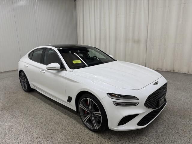 2024 Genesis G70 2.5T Standard — photo 1 of 13