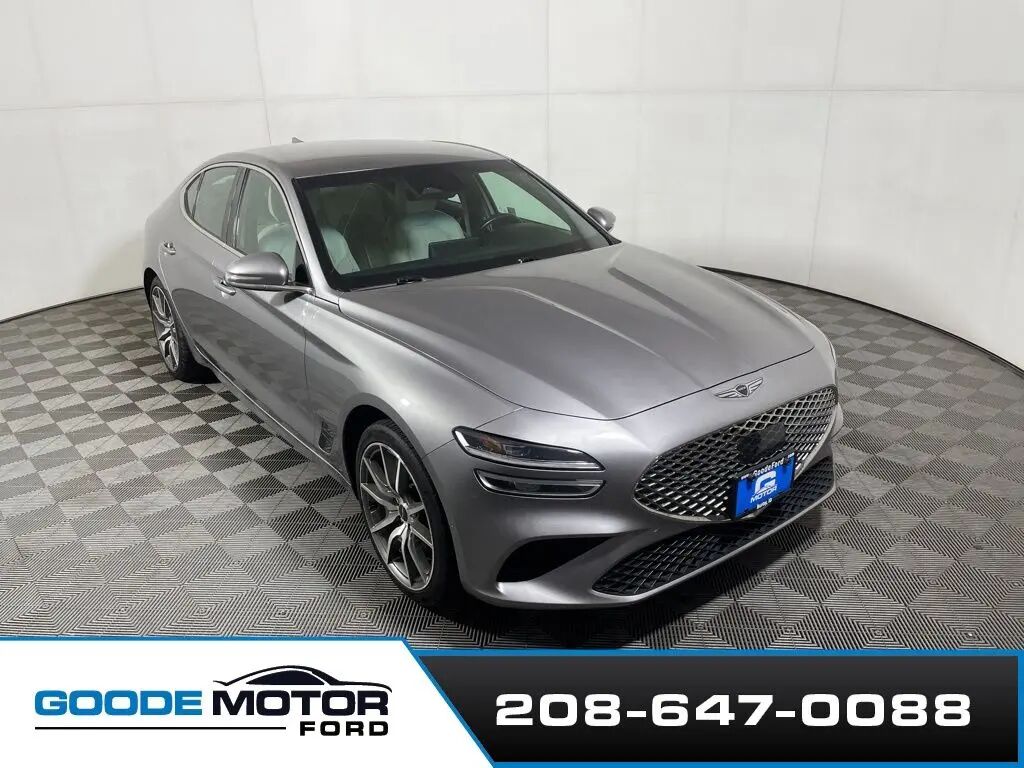 2024 Genesis G70 2.5T Standard — photo 1 of 13