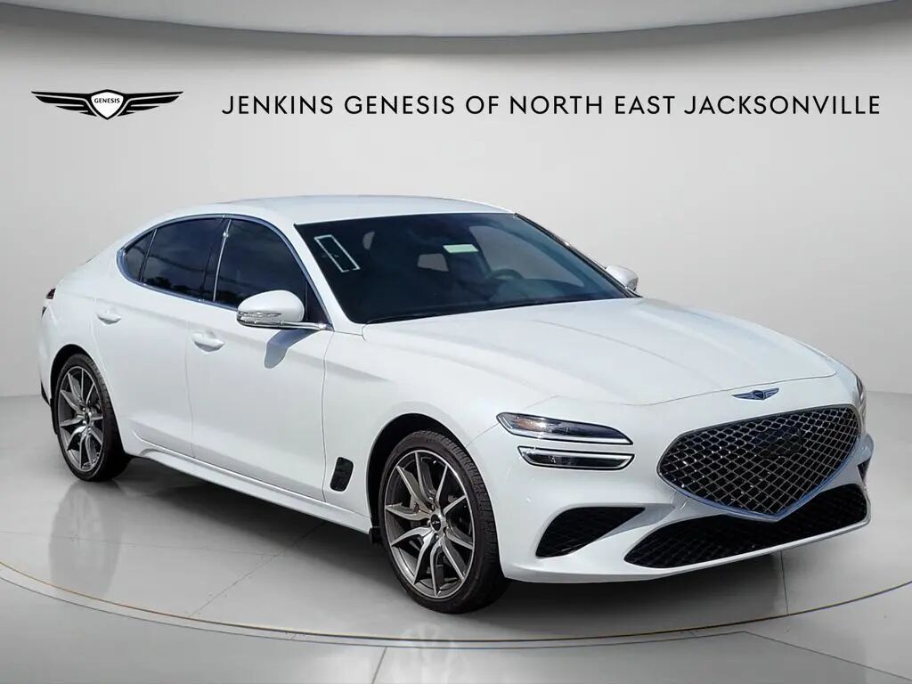 2025 Genesis G70 2.5T Standard — photo 1 of 13