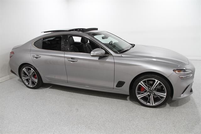 2024 Genesis G70 2.5T Standard