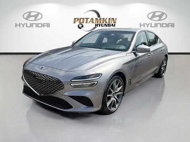 2025 Genesis G70 2.5T Standard — photo 1 of 13