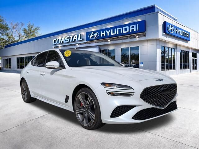2025 Genesis G70 2.5T Standard