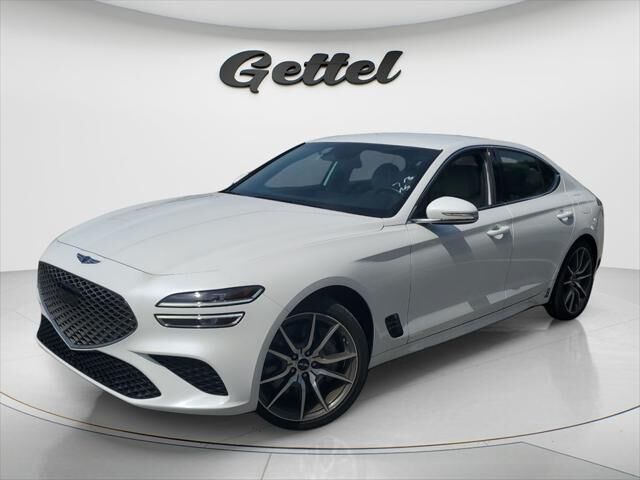 2025 Genesis G70 2.5T Standard