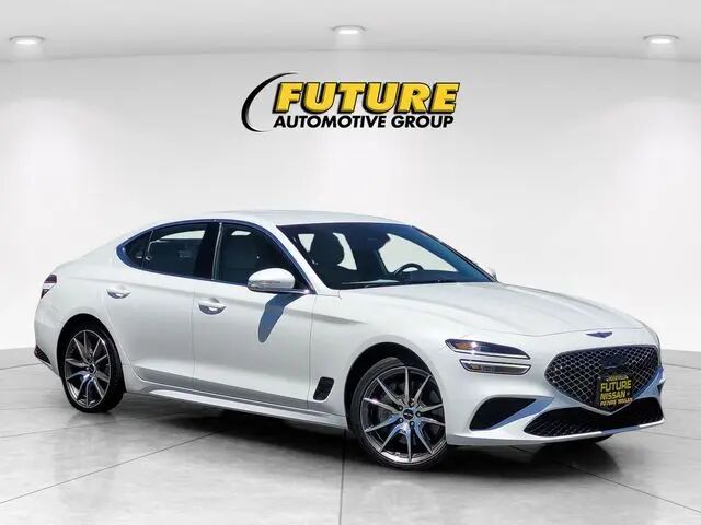2024 Genesis G70 2.5T Standard — photo 1 of 13