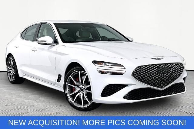 2025 Genesis G70 2.5T Standard