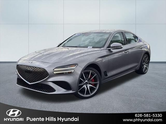 2025 Genesis G70 2.5T Standard