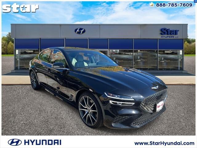 2022 Genesis G70 2.0T — photo 1 of 13