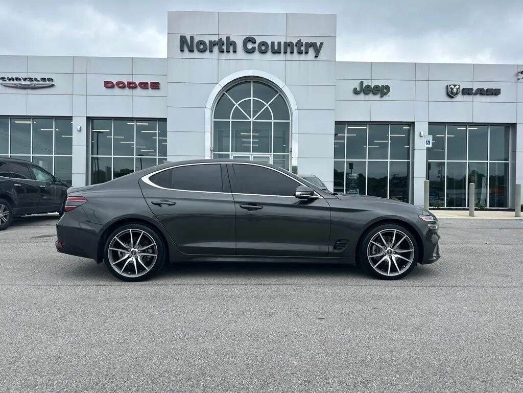2023 Genesis G70 2.0T — photo 1 of 14