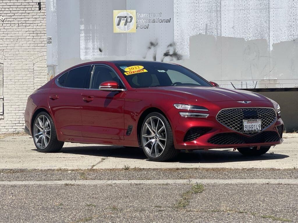 2022 Genesis G70 2.0T — photo 1 of 39
