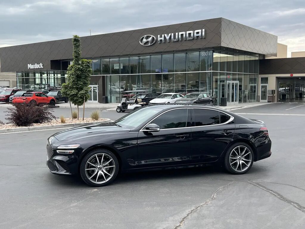 2023 Genesis G70 2.0T — photo 1 of 13