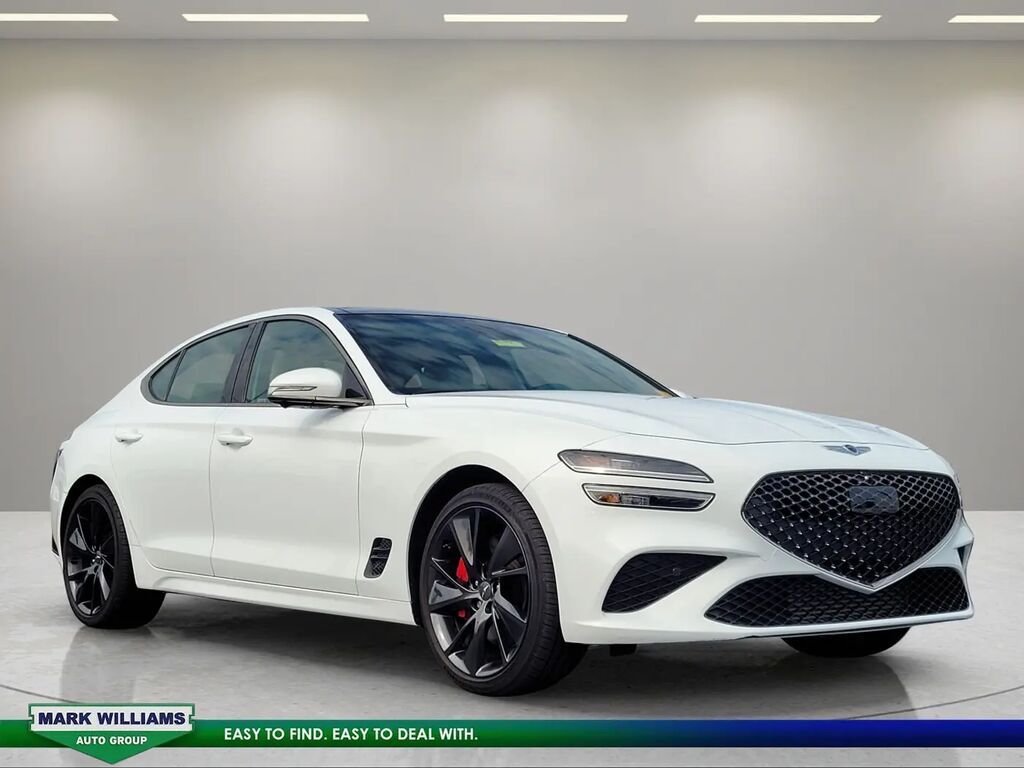 2023 Genesis G70 3.3T Standard — photo 1 of 21