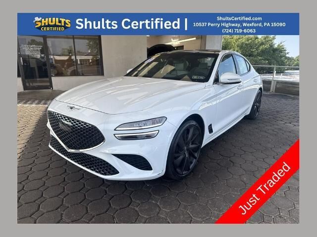 2022 Genesis G70 3.3T Standard