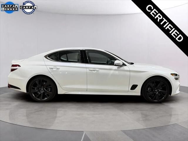 2023 Genesis G70 3.3T Standard