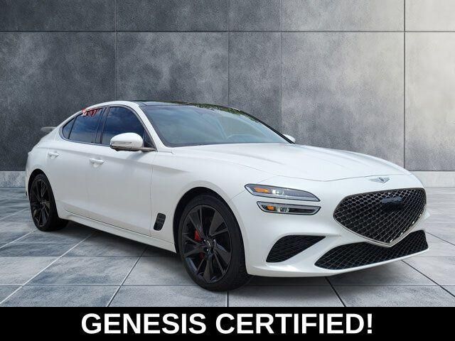 2023 Genesis G70 3.3T Standard — photo 1 of 13