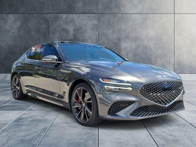 2023 Genesis G70 3.3T Standard