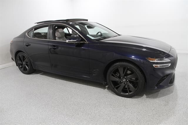 2023 Genesis G70 3.3T Standard