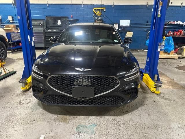 2023 Genesis G70 3.3T Standard — photo 1 of 16