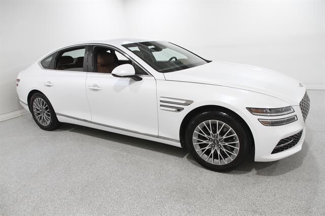 2024 Genesis G80 2.5T — photo 1 of 2