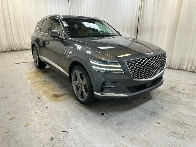 2022 Genesis GV80 2.5T — photo 1 of 13