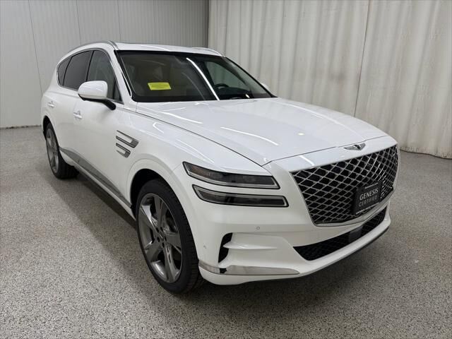 2023 Genesis GV80 2.5T — photo 1 of 13