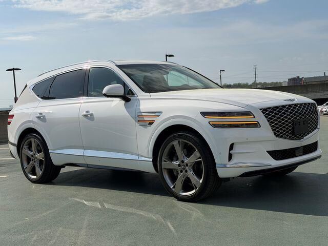 2023 Genesis GV80 3.5T — photo 1 of 13