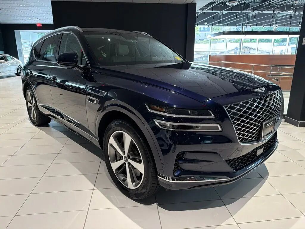 2024 Genesis GV80 3.5T — photo 1 of 16