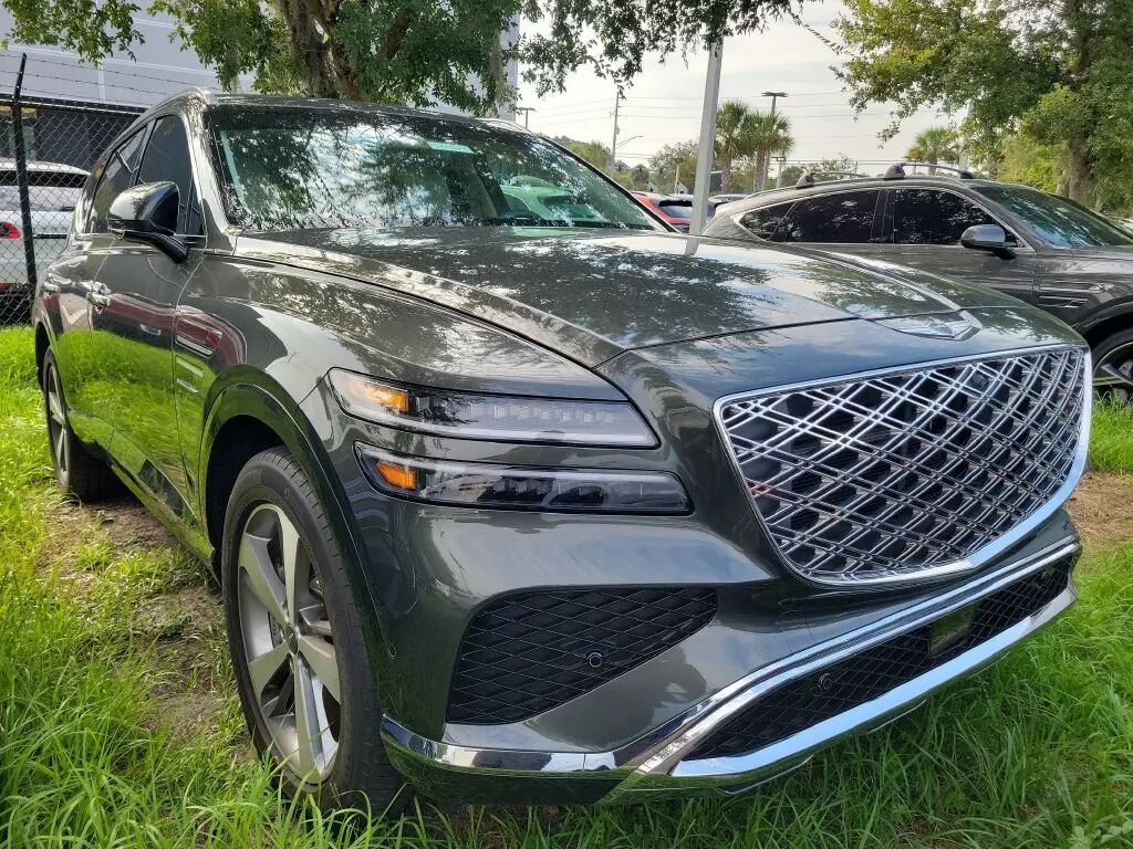 2025 Genesis GV80 3.5T Prestige — photo 1 of 13