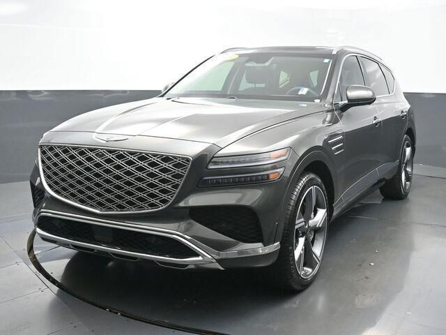 2025 Genesis GV80 3.5T Prestige — photo 1 of 13