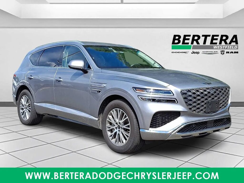 2025 Genesis GV80 2.5T Standard — photo 1 of 26