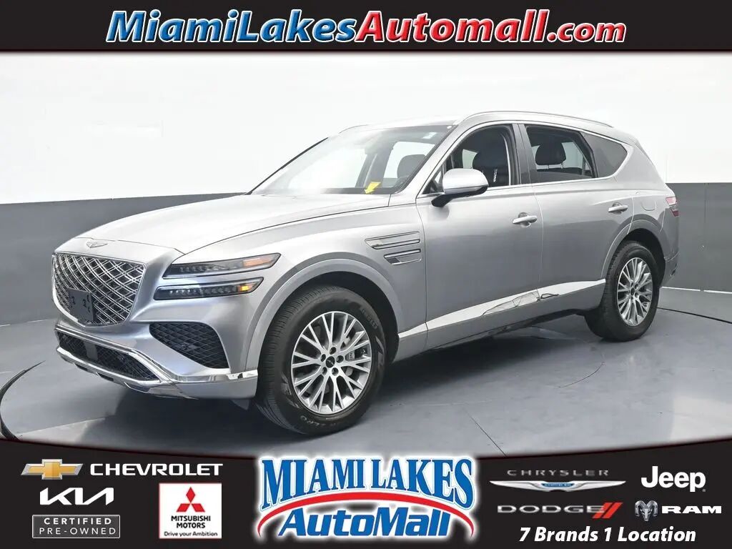 2025 Genesis GV80 2.5T Standard — photo 1 of 13