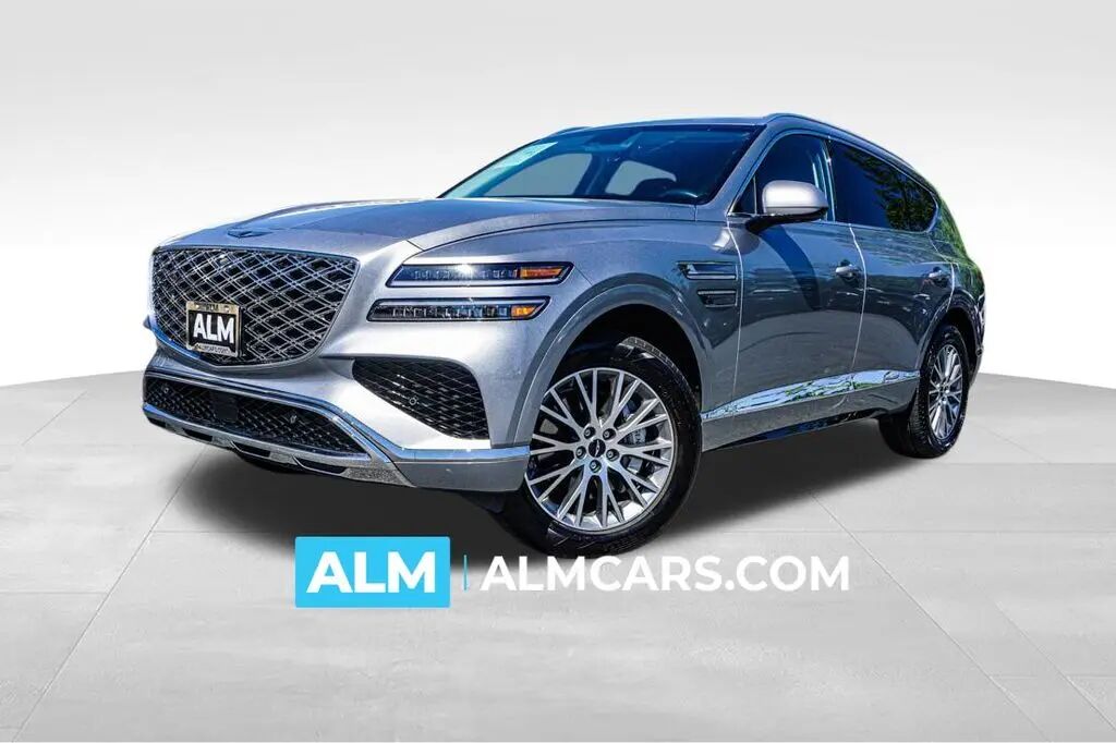 2025 Genesis GV80 2.5T Standard — photo 1 of 21