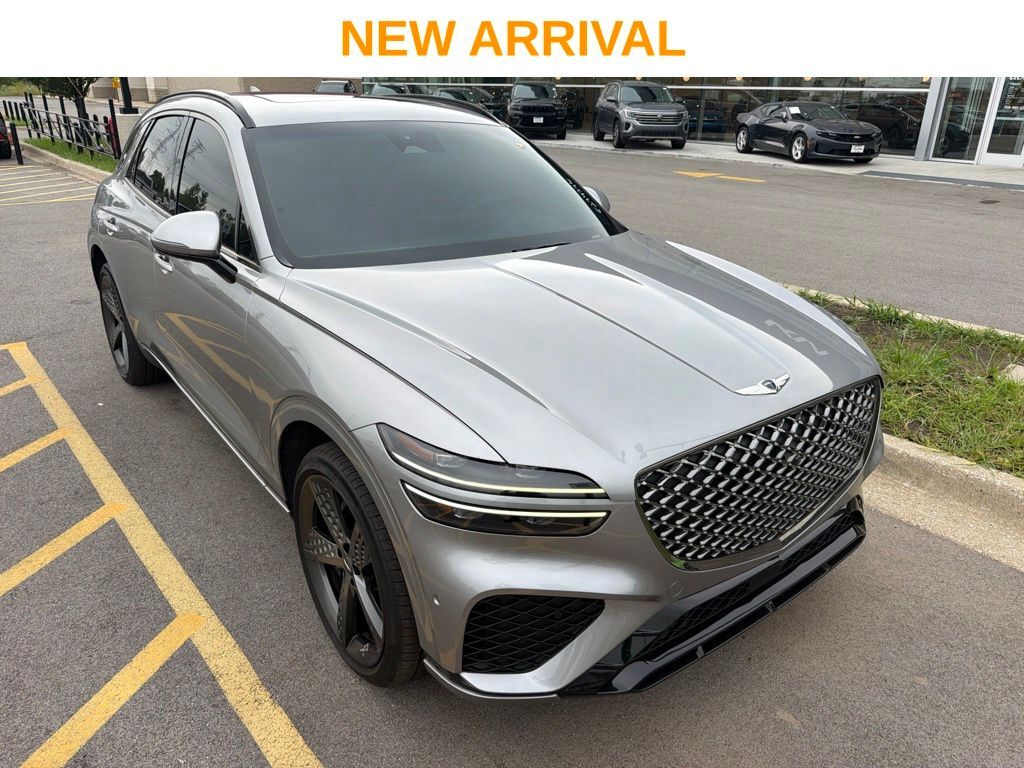 2023 Genesis GV70 2.5T — photo 1 of 13