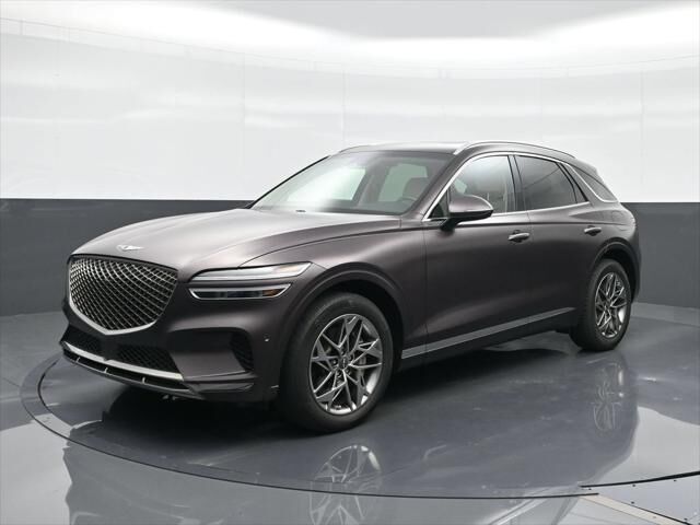 2023 Genesis GV70 2.5T Standard — photo 1 of 7