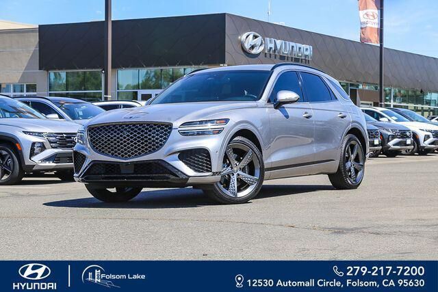 2023 Genesis GV70 2.5T Standard — photo 1 of 22